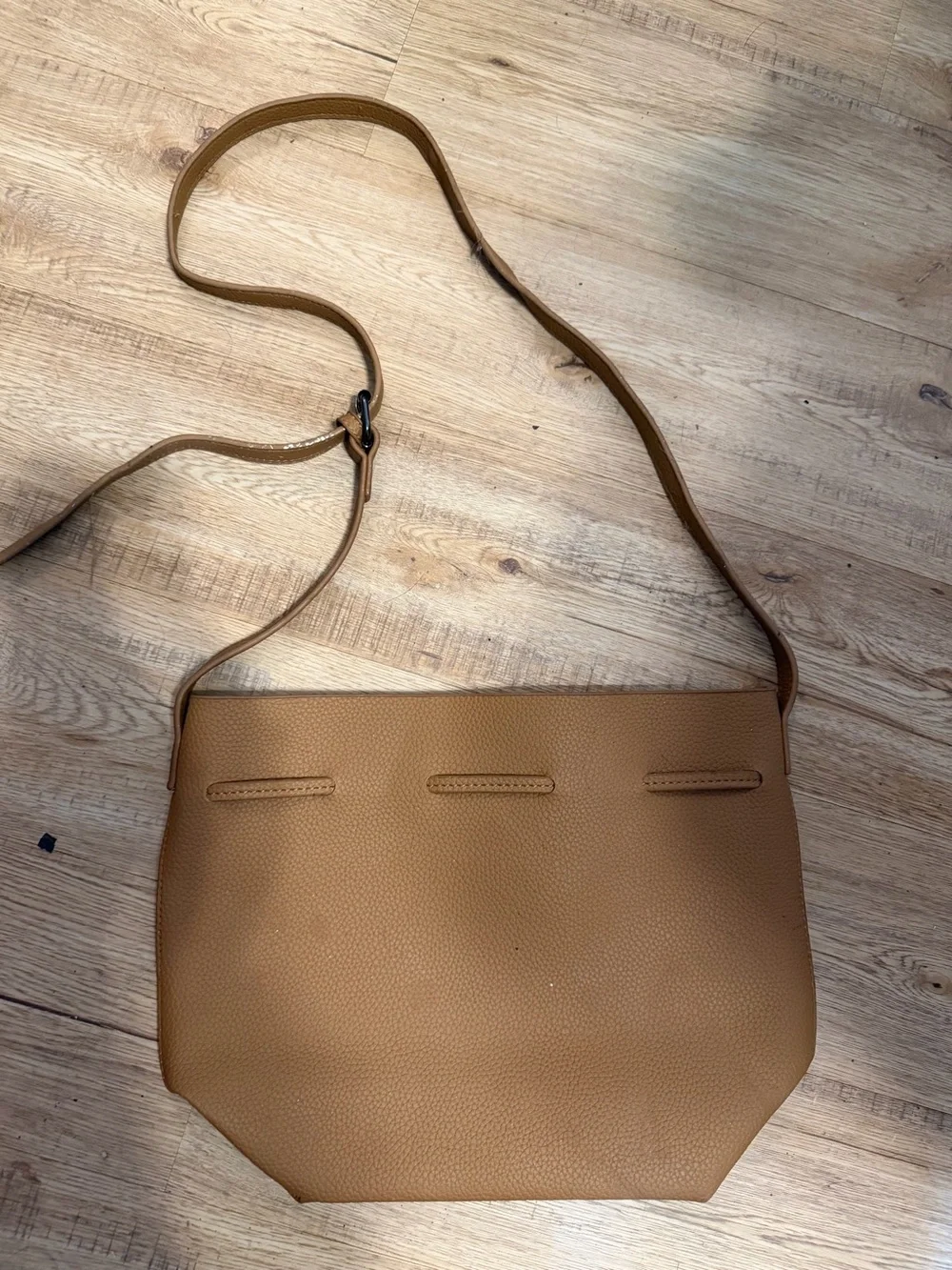 Tan Crossbody Shoulder/hobo Bag with Knot Detail